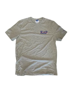 Kappa Delta Rho Champion Manga Corta T Gris con Letras Bordadas MEDIANO - Imagen 1 de 4