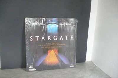 Star Gate (Widescreen Edition 2-Disc LaserDiscs) Kurt Russell - Image 1 of 4