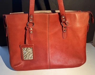 Bolso de mano Buxton completo de cuero rojo Foto 1 de 4