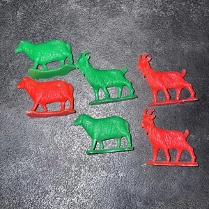 Vintage 1970's Plastic Farm Animals Toy Lot Of 6 Sheep And Rams - Picture 1 of 3