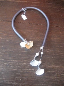 Traum Designer Statement Collier Gingko Ginkgo Muschelkernperle Arts & Crafts - Picture 1 of 4