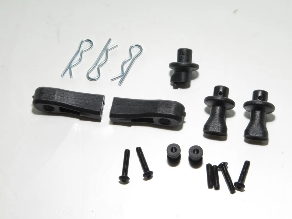MUGE2029 MUGEN SEIKI MBX8TR 1/8 TRUGGY BODY MOUNTS - Image 1 of 1