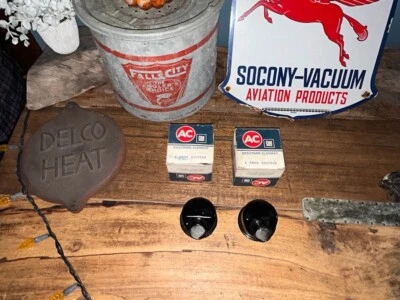 Новый из старых запасов дыхательный элемент AC GM 1966-1967 Oldsmobile Cutlass 442 V8 330-400-425 PCV - Изображение 1 из 4