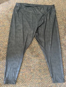 Ava & Viv Women's Size 3X 24W/26W Black High Waist Leggings NWT(B29) - Picture 1 of 6