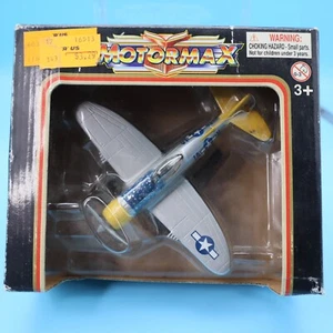 VINTAGE Motormax Famous Fighters P-47 THUNDERBOLT w/ Stand IN BOX SHOWS WEAR - Picture 1 of 3
