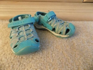 Sandalias/zapatos de agua para niñas pequeñas talla 8 - Imagen 1 de 3