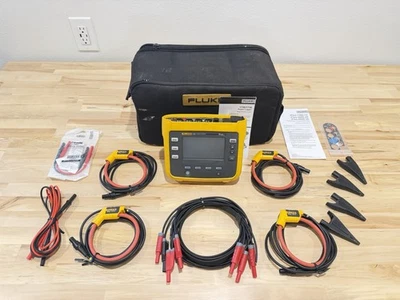 REGISTRADOR ELÉCTRICO FLUKE 1736 CON ACCESORIOS - SE ENVÍA RÁPIDO (ENVÍO GRATUITO) PROBADO Foto 1 de 4