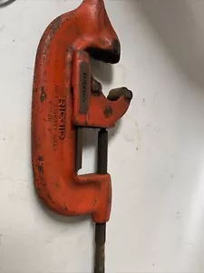 Rigid model 4-s Heavy Duty 2"- 4" Pipe Cutter w/ handle, used - Picture 1 of 10