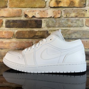 Las mejores ofertas en Jordan 1 Low Triple Blanco 2020 | eBay