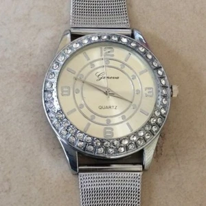 Geneva Silver Women's Crystal Watch Silver Round Dial Silver Mesh Style Band New - Picture 1 of 2