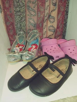 Lot Of 3 Pairs girl Toddler Shoes Size 7 - Image 1 of 4