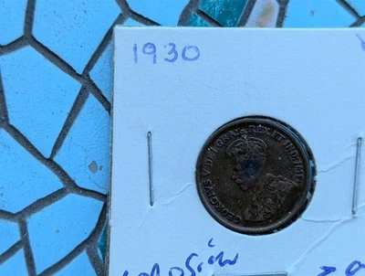 VINTAGE CANADA  COIN  SMALL CENT  SEMI KEY DATE 1930    NO// - Image 1 of 2