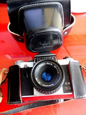 PRAKTICA PL noval - Meyer optik - Gorlitz -  2,8 / 50 mm - avec protection cuir - Photo 1/4