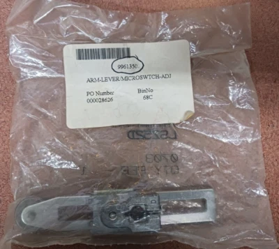 Honeywell LSZ51D Limit Switch Actuator Roller Lever - Image 1 of 4