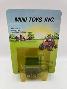 1/64 John Deere Green Grain Cart Mini Auger Wagon - Picture 1 of 1