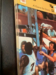 1977-79 Sportscaster Card-Basketball (#09-16)-A Game for Giants - Foto 1 di 2