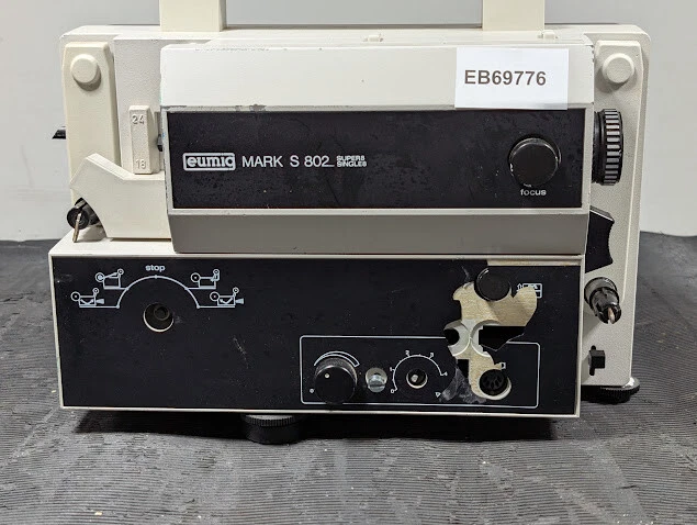 Eumig Mark S 802 Super 8 Projektor - Aktiv, Kein Zubehör - Bild 1 von 4