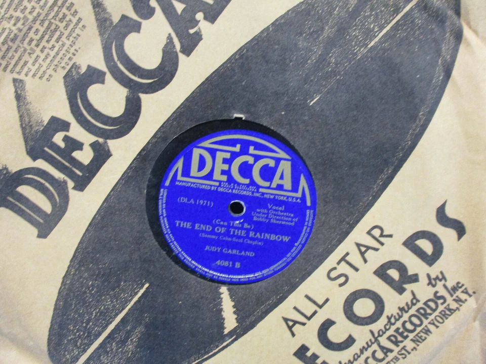 Judy Garland 'Blues in The Night/ End Of The Rainbow 78 - Image 1 of 3