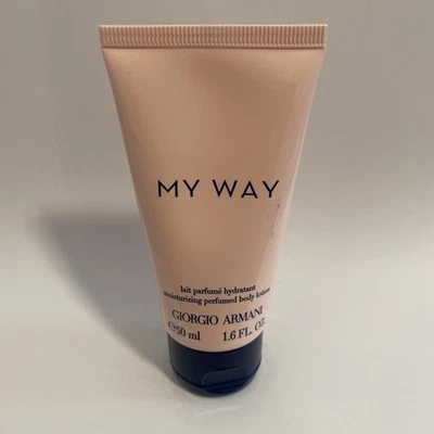 Loção Corporal Perfumada Hidratante Feminina My Way by Giorgio Armani 1,6 oz/50 ml - Imagem 1 de 2