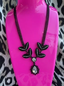 Betsey Johnson Jet Setters Black & White Clear Crystal Ornate Leaf Drop Necklace - Picture 1 of 5
