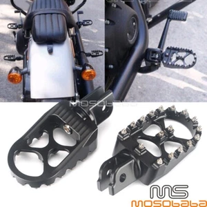 Wide Fat Foot Pegs Foot Pedals For Harley Sport Glide Street Bob Breakout FXBB - Foto 1 di 9