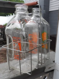 Two Vintage 1960's Schneider's Dairy HG Milk Bottles and Carrier Pittsburgh Pa. - Picture 1 of 4