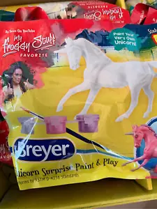 Juego de regalo de pintura y juego sorpresa unicornio modelo caballos Breyer compañero estable - Imagen 1 de 4