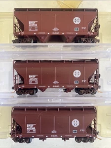 N Scale Pacific Western Rail 2 Bay ACF Cement Hopper BNSF Small Logo Runner Set - Picture 1 of 2