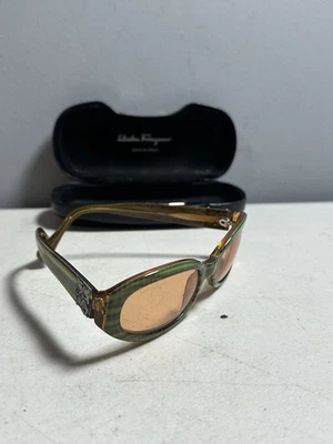 Gafas de sol Salvatore Ferragamo 2034 de colección raras verdes Ganchi con naranja con estuche Foto 1 de 4