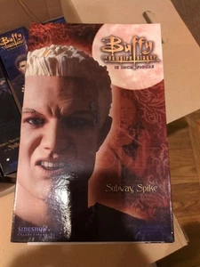 Sideshow Collectibles Buffy The Vampire Slayer: Subway Spike Action Figure - Picture 1 of 4
