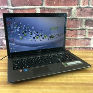 Portátil retro para juegos Acer Aspire 7560 AMD A6 1,40 GHz 4 GB de RAM Radeon (Windows 7) - Imagen 1 de 14