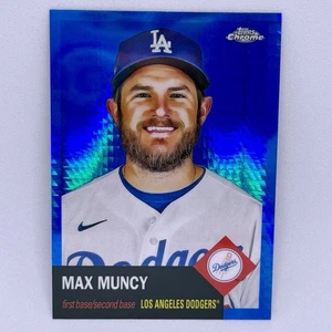2022 Topps Chrome Platinum Max Muncy #317 Blue Prism - DODGERS Color Match - Picture 1 of 2