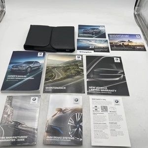 2018 BMW Hybrid 5 Series Plug-In Owners Manual Case Included - Picture 1 of 5