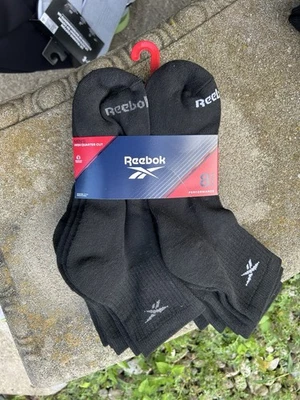Calcetines deportivos Reebok para hombre corte cuarto alto rendimiento NEGROS TALLA 6-12,5 8 pares Foto 1 de 4