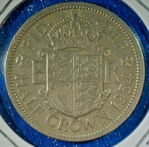 WORLD COIN SALE--1954 United Kingdom 1/2 CROWN--COPPER-NICKEL COMP. Coin KM#907 - Picture 1 of 3