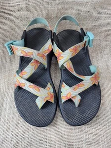Chaco Women´s Classic Hawaiian Floral Sandals Size 7 - Picture 1 of 5