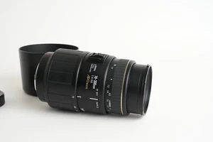 Sigma APO Macro 70-300mm F4-5.6 Full Frame Prime Lens for Sony A Mount + Hood - Picture 1 of 7