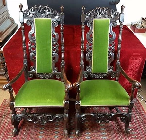 PAIR OF CHAIRS IN WALNUT WOOD. WILLIAM AND MERY. XVII-XVIII. - Picture 1 of 1