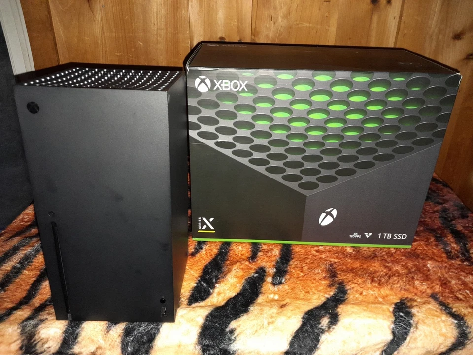 Consola de videojuegos Microsoft Xbox Series X 1 TB - negra Foto 1 de 1