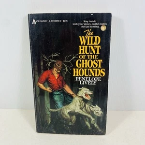 The Wild Hunt of the Ghost Hounds by Penelope Lively Sml Paperback 1986 Vintage - Picture 1 of 7