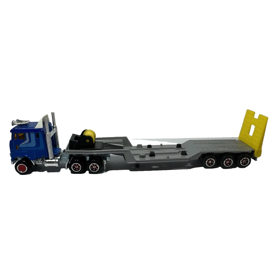 Semirremolque tractor Majorette Super Movers Ford Cabover Low Boy con remolque Foto 1 de 4
