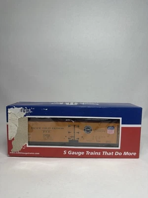 MTH Electric Trains - Pacific Fruit Express 40' Reefer Car #74781 W/FreeShip C25 - Image 1 of 4