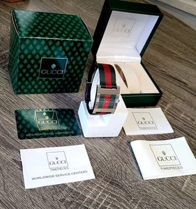 Gucci 7700M, original, fast neuwertig, kaum getragen, absolut schön, Box & Booklet  - Bild 1 von 24