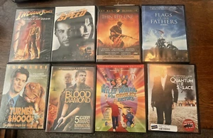Acht (8) klassische Film DVDs alle getestet und in gutem Zustand - Bild 1 von 2