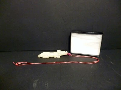 Estatua china de jade hetiano 100 % natural 90 mm con cuentas rojas 7 mm y densidad 3,16 3365 Foto 1 de 4