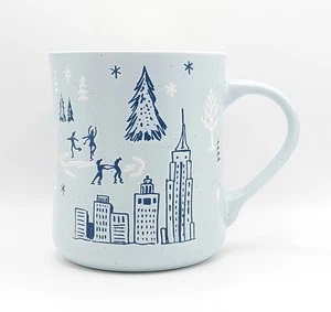 Winter Comes To The City Kaffeebecher 21 Unzen Keramik von Peppermint & Pine - Bild 1 von 8