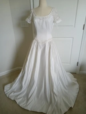 Moonlight Wedding Dress, Size 8 Chest 38" Waist 28 Long 62" No Gown, Short Sleev - Image 1 of 4