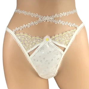 VICTORIA'S SECRET FOR LOVE & LEMONS 3D DAISY STRAPPY THONG PANTY SIZE XL NWT - Picture 1 of 3