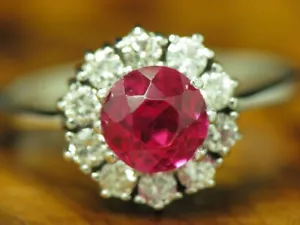 14kt 585 Oro Blanco Anillo Con 1,94ct Rubí Y 0,60ct Brillante Ribete/4,1g/RG57 - Imagen 1 de 6