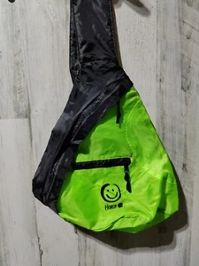 Neongrün leichter Schlinge Rucksack mit vorderer Reißverschlusstasche verstellbarer Riemen - Bild 1 von 3
